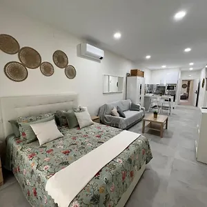 Centro Estudio Trinidad 3 Appartamento Málaga